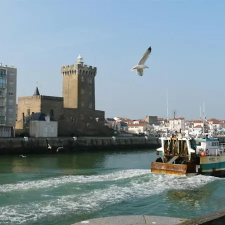 3* Avec Alcôve, Balcon Face Mer, à 150m - - Fr-1-92-921 * Les Sables-dʼOlonne